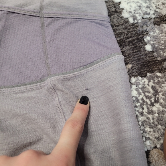 Lululemon Ride on Crop - Picture 2 of 10